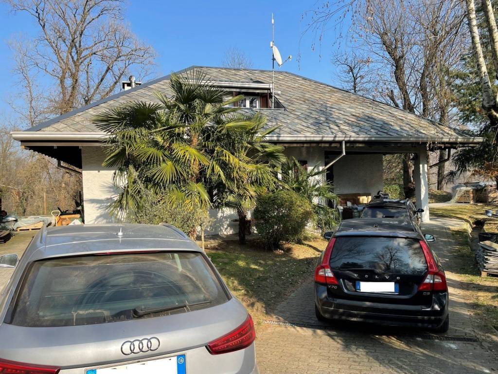 Villa a Castelletto sopra ticino in Via Varallo Pombia - Foto 3