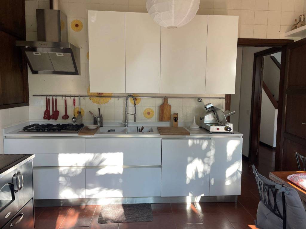 Villa a Castelletto sopra ticino in Via Varallo Pombia - Foto 5