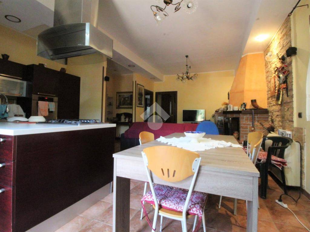 Casa indipendente a Reggio calabria in Via Quarnaro, 24 - Foto 2