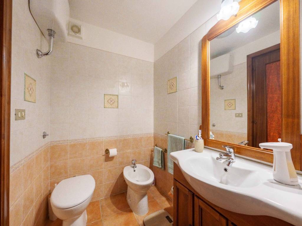 Casa indipendente a Roseto degli abruzzi in Via da Sole, 20 - Foto 4