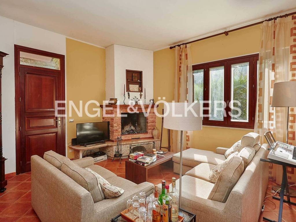 Villa a Erice in Via Lavinia, 10 - Foto 2