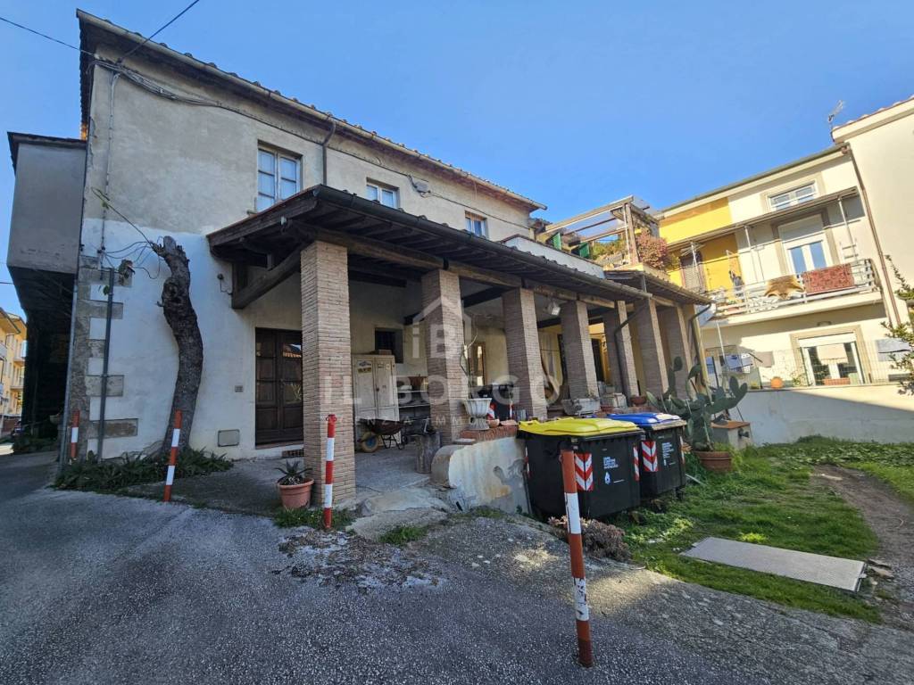 Appartamento a Massa e cozzile in Via Aldo Moro, 1 - Foto 2