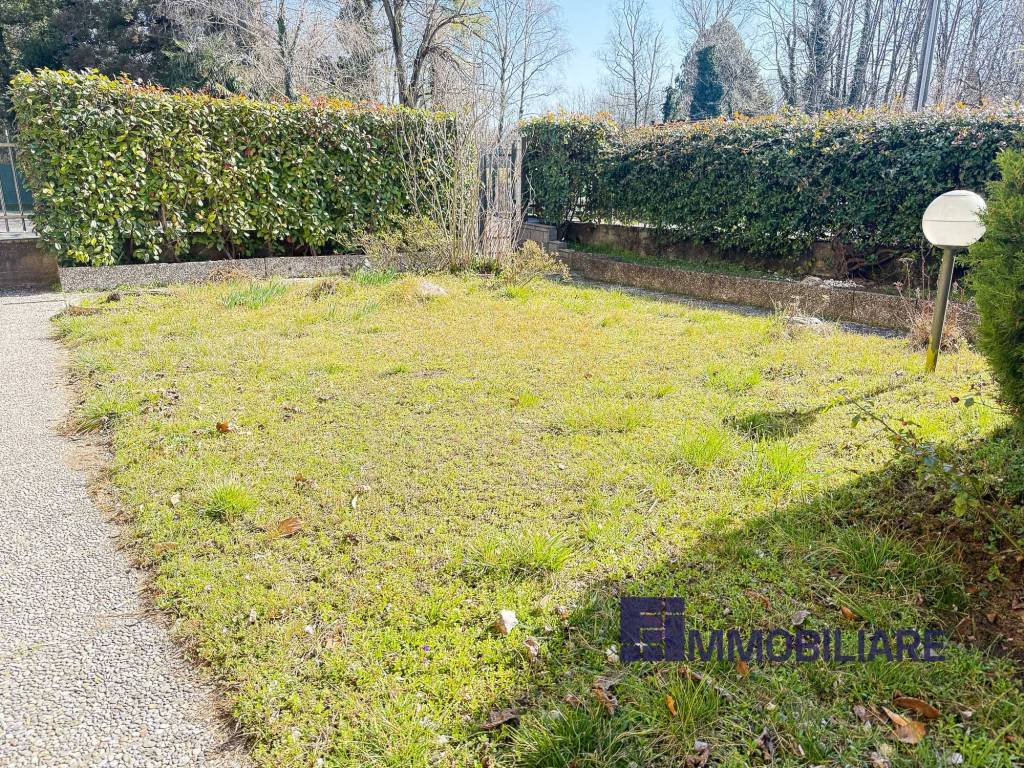 Villa a Angera in Via Arena - Foto 4