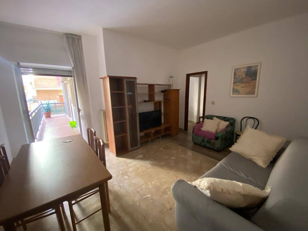 Palazzo / stabile a Lamezia terme in Via 20 Settembre, 11 - Foto 3