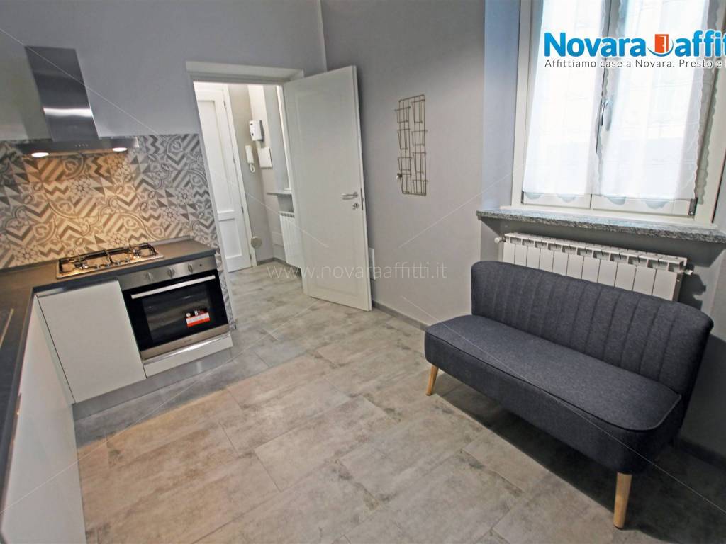 Appartamento a Oleggio in Via Valle, 55 - Foto 3