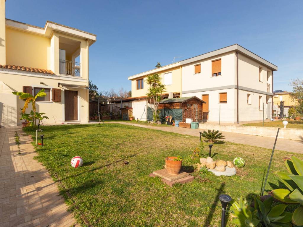 Villa a Capoterra in Via Reno - Foto 4