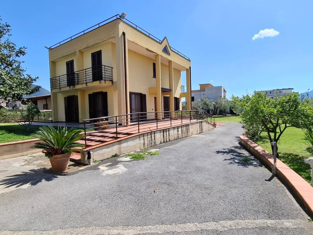 Villa a Sarno - Foto 2