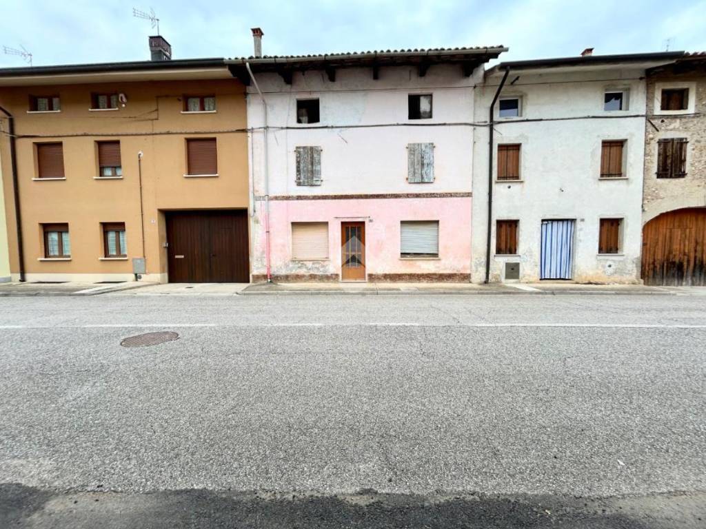 Rustico / casale a Codroipo in Via Ferrovia, 21 - Foto 3