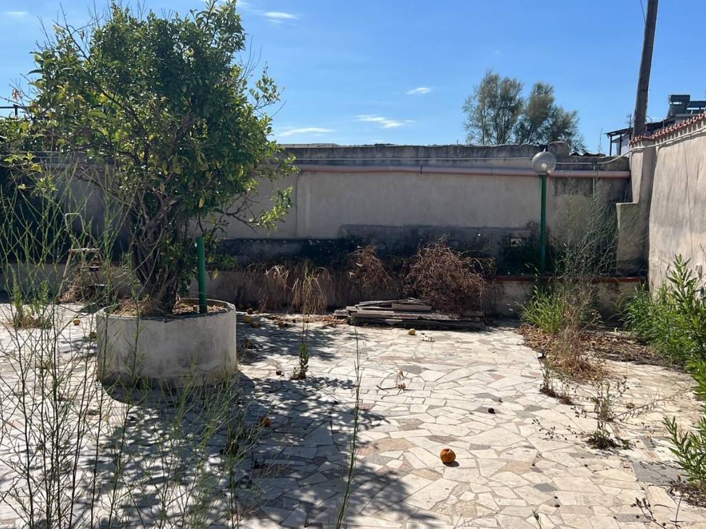 Villa a Castel volturno in Viale di Pergusa Traversa 3 - Foto 2