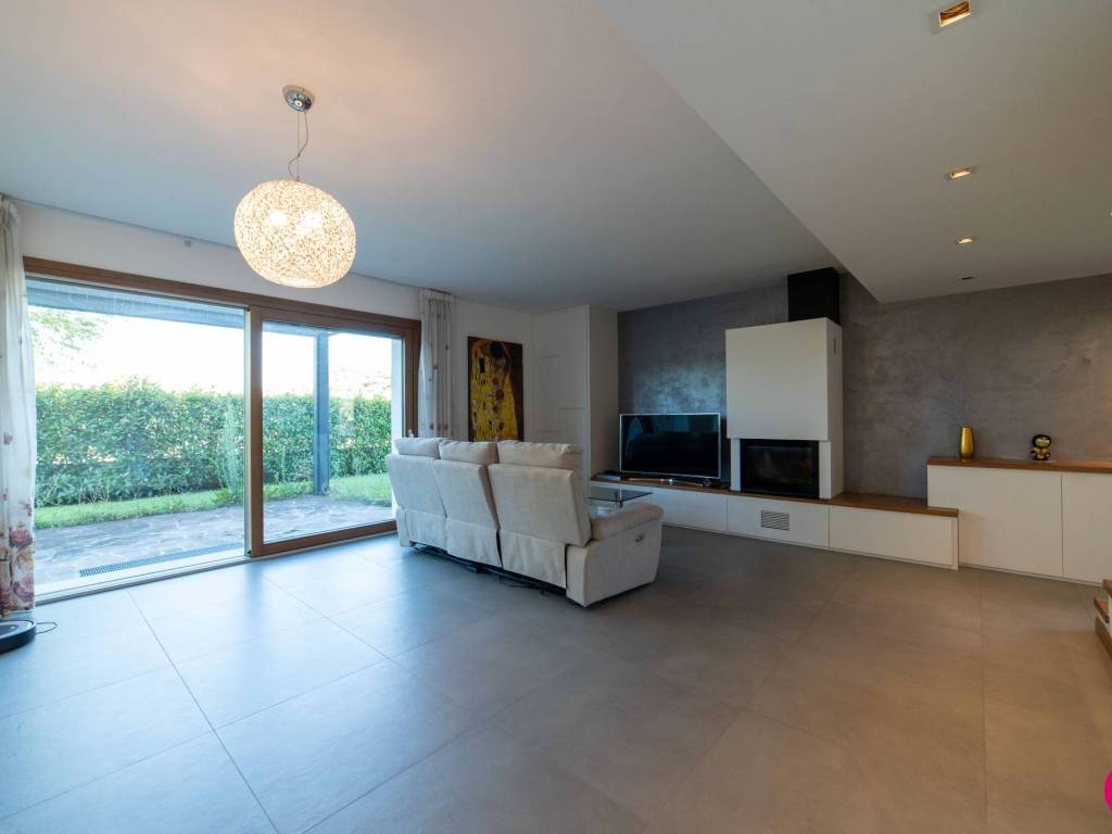 Villa a Tavagnacco in Via Belluno - Foto 5