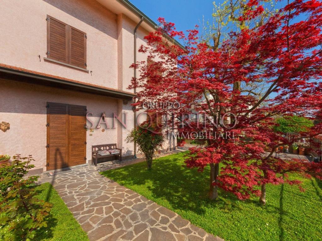 Villa a Guastalla in VIA DELLA LIBERAZIONE, 19 - Foto 2