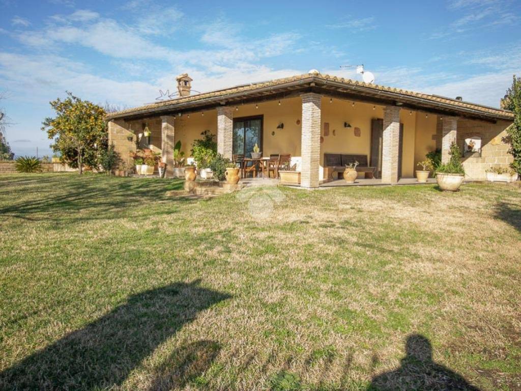 Villa a Montalto di castro in Strada Vitellonara, 16 - Foto 2