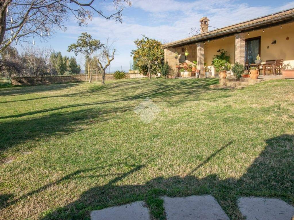 Villa a Montalto di castro in Strada Vitellonara, 16 - Foto 3