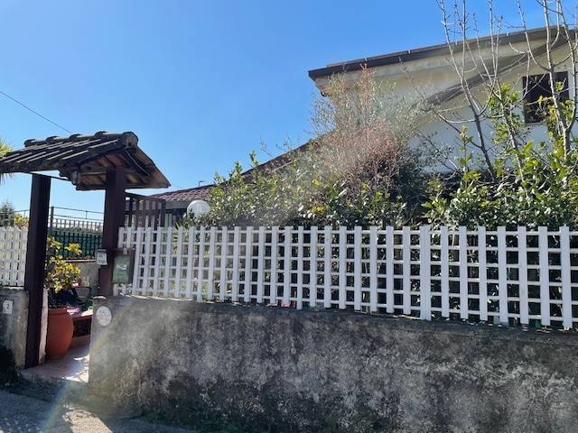 Villetta a schiera a San mango piemonte in Via Parco Fiorito, 2 - Foto 2
