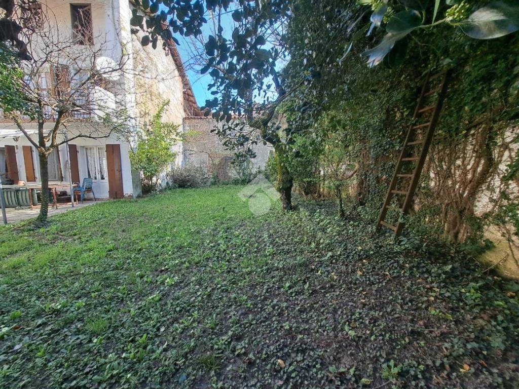 Casa indipendente a Magnano in Via Marconi, 5 - Foto 2