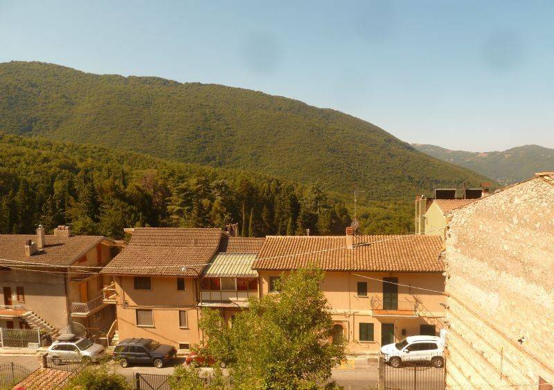 Appartamento a Pereto in via della fonte vecchia 9 - Foto 4