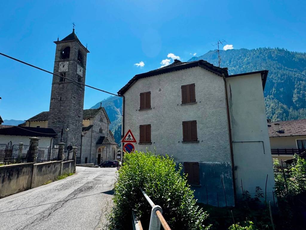 Appartamento a Antrona schieranco in Via Guglielmo Marconi, 4 - Foto 3