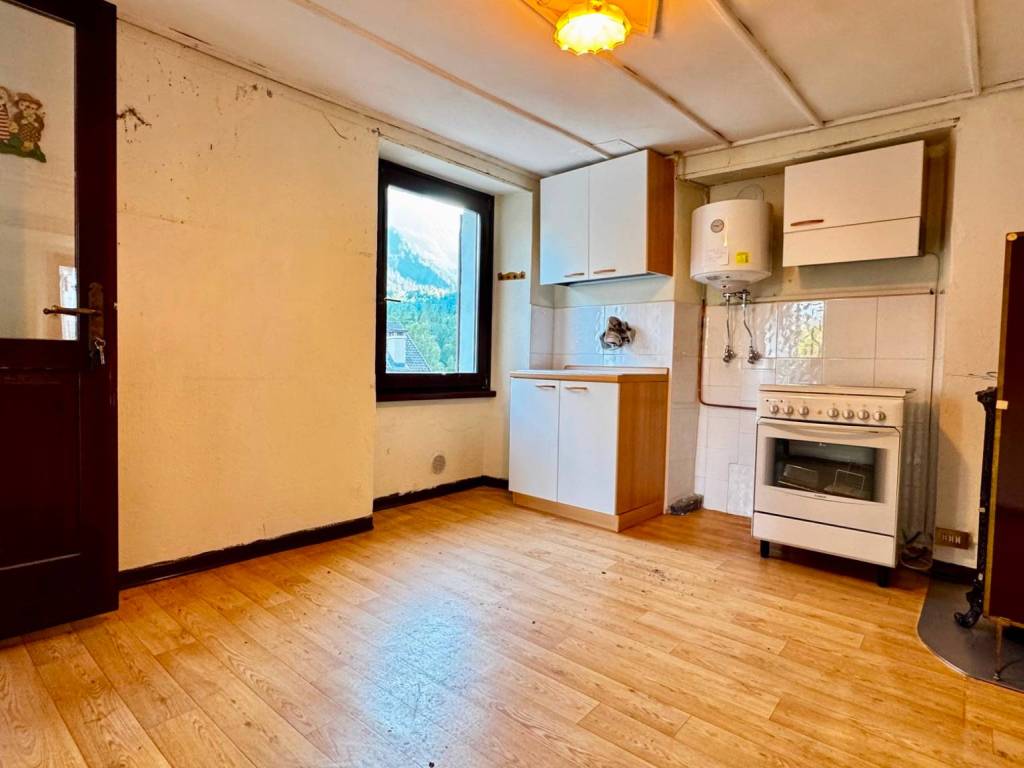 Appartamento a Antrona schieranco in Via Guglielmo Marconi, 4 - Foto 5