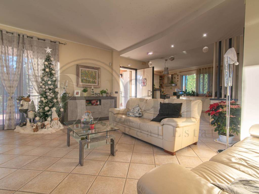 Villa a Latina in Via Monte Lepini - Foto 2