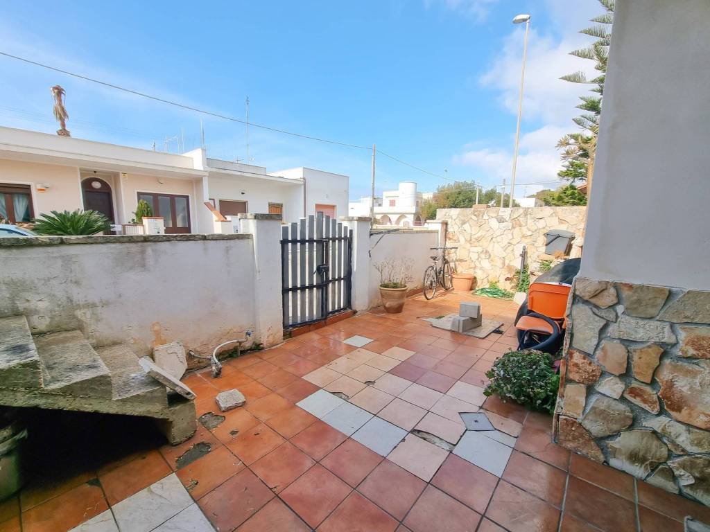Casa indipendente a Ugento in Via B. il Corsaro - Foto 4