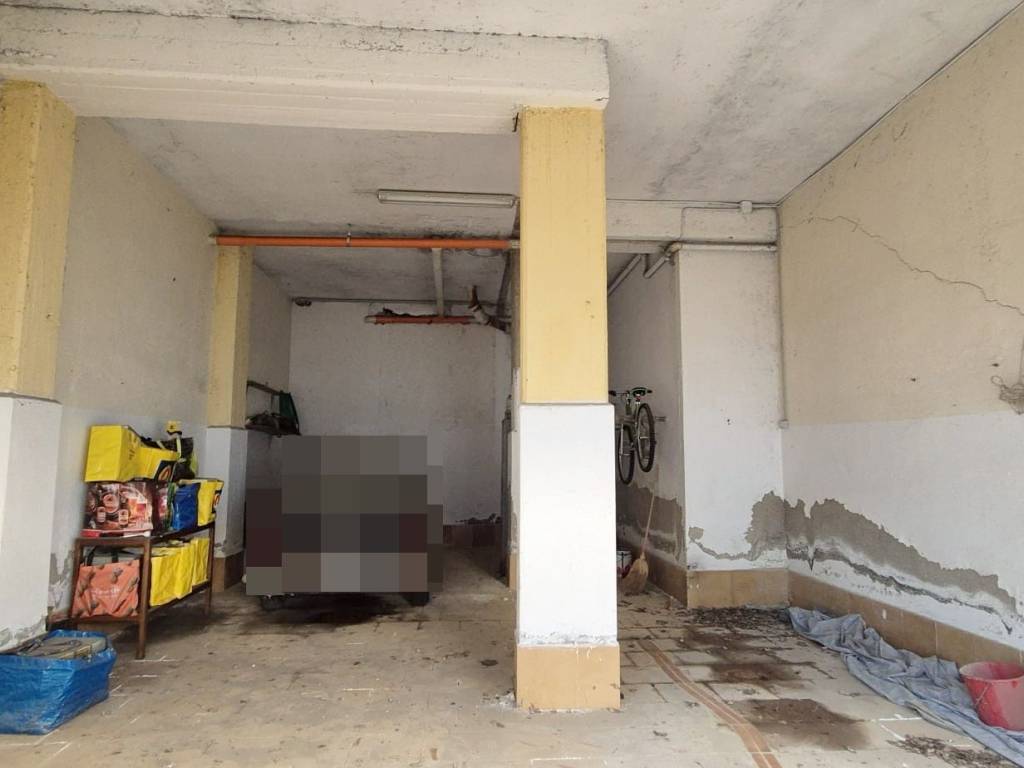 Box / garage a Misano adriatico in Via delle Rose - Foto 3