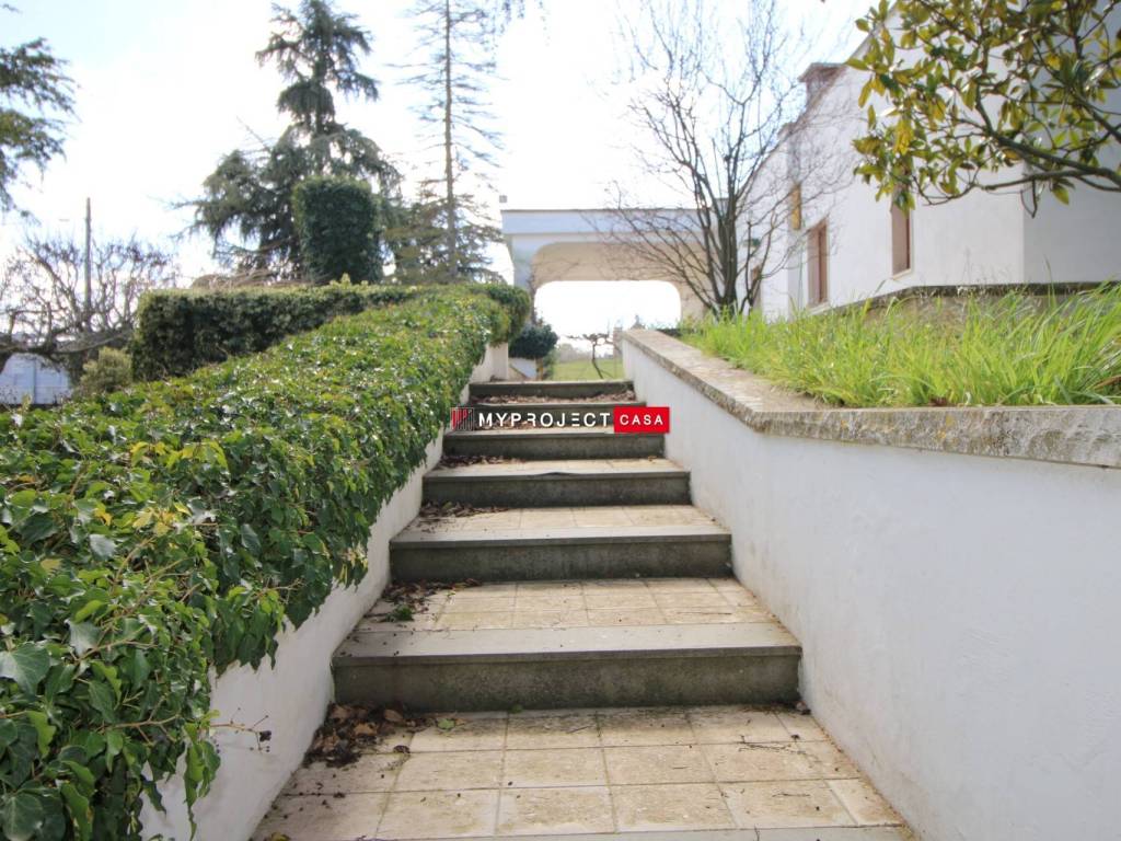 Rustico / casale a Martina franca in Via Mottola - Foto 5