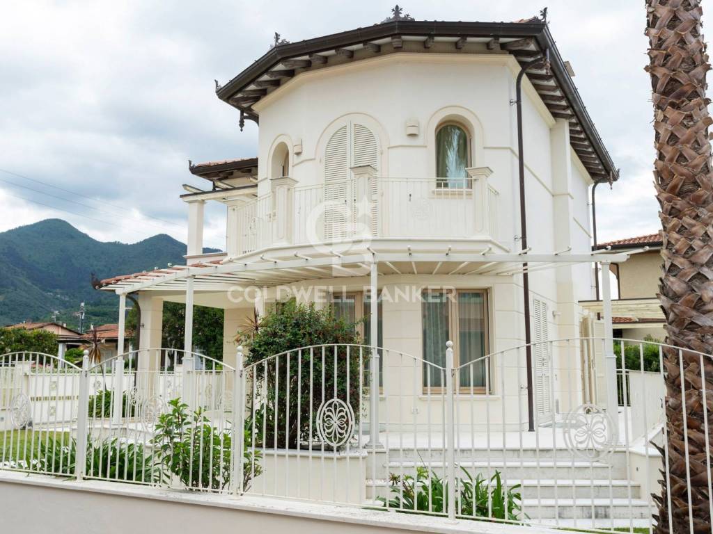 Villa a Seravezza in via san giuseppe, 285 - Foto 2