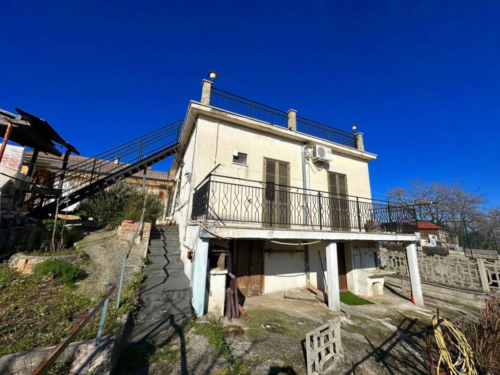Villa a San valentino in abruzzo citeriore in Via Duca degli Abruzzi - Foto 3