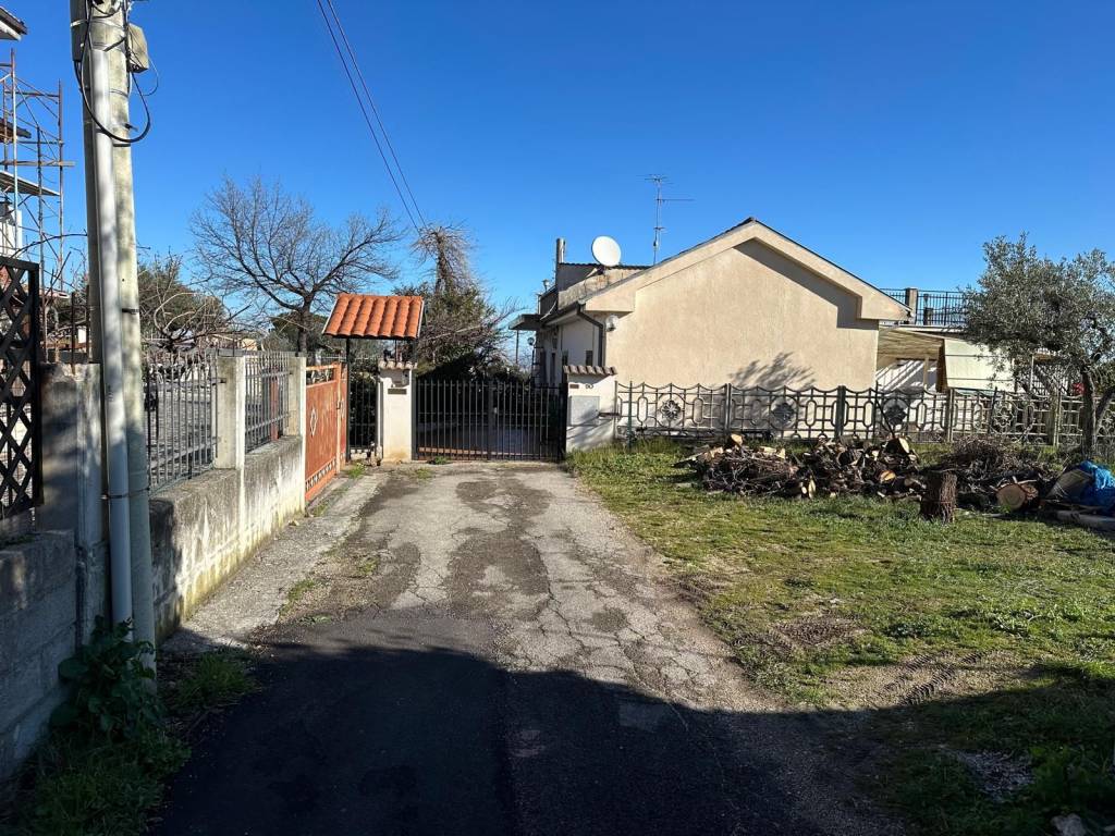 Villa a San valentino in abruzzo citeriore in Via Duca degli Abruzzi - Foto 5