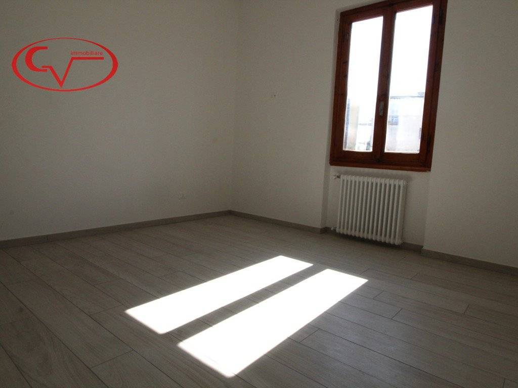 Appartamento a San giovanni valdarno in Via Milano - Foto 5
