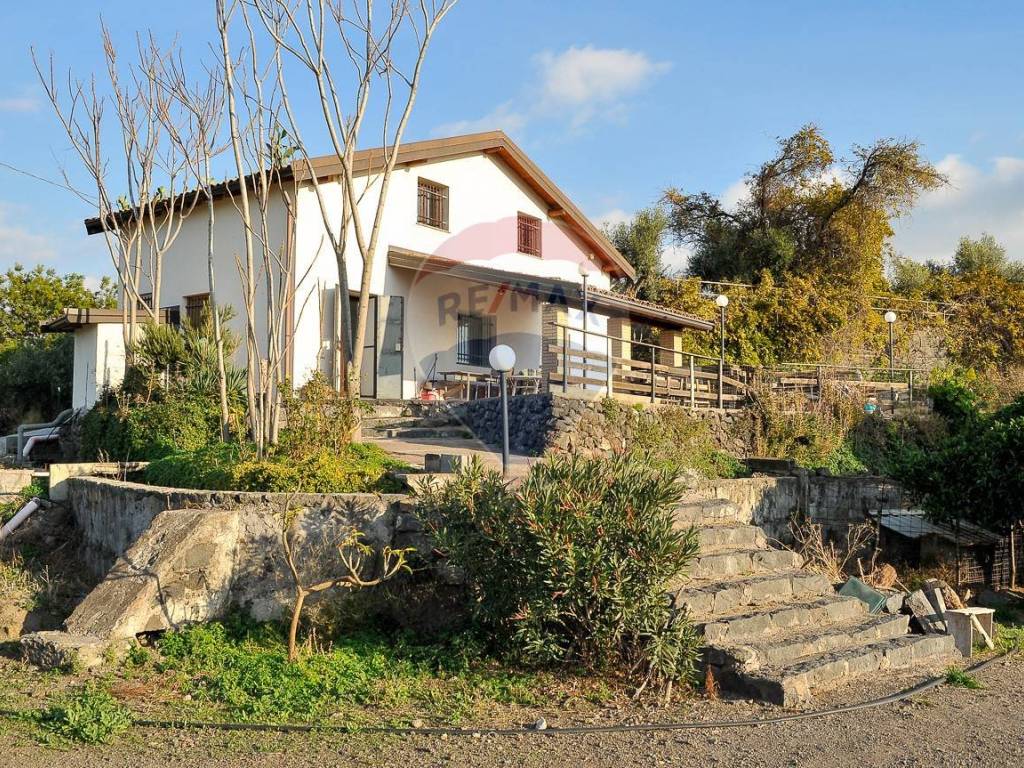 Villa a Santa maria di licodia in C/da Mendolito SP85 - Foto 2