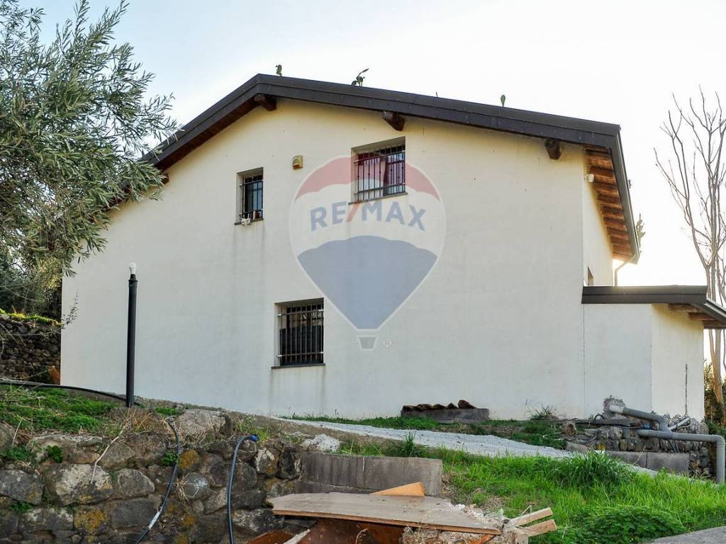 Villa a Santa maria di licodia in C/da Mendolito SP85 - Foto 4