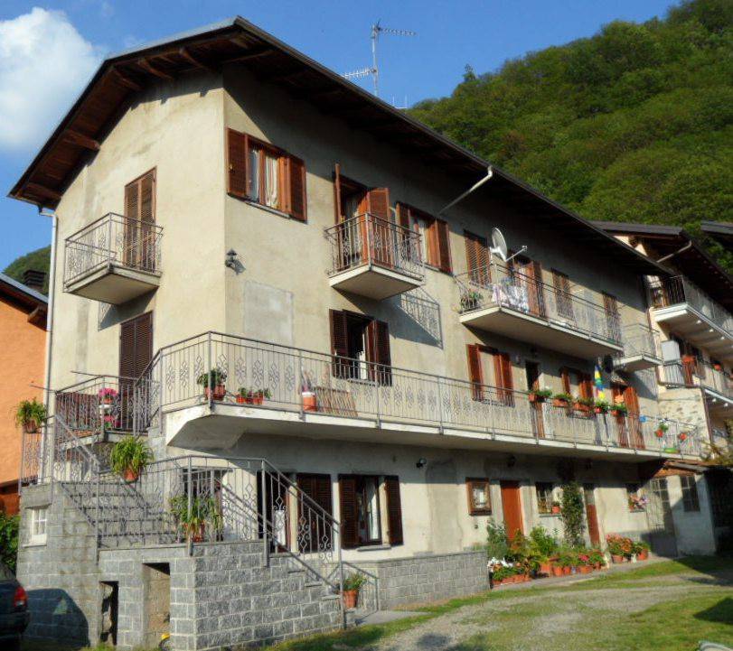 Appartamento a Varallo in Via Piede della Costa, 31 - Foto 2