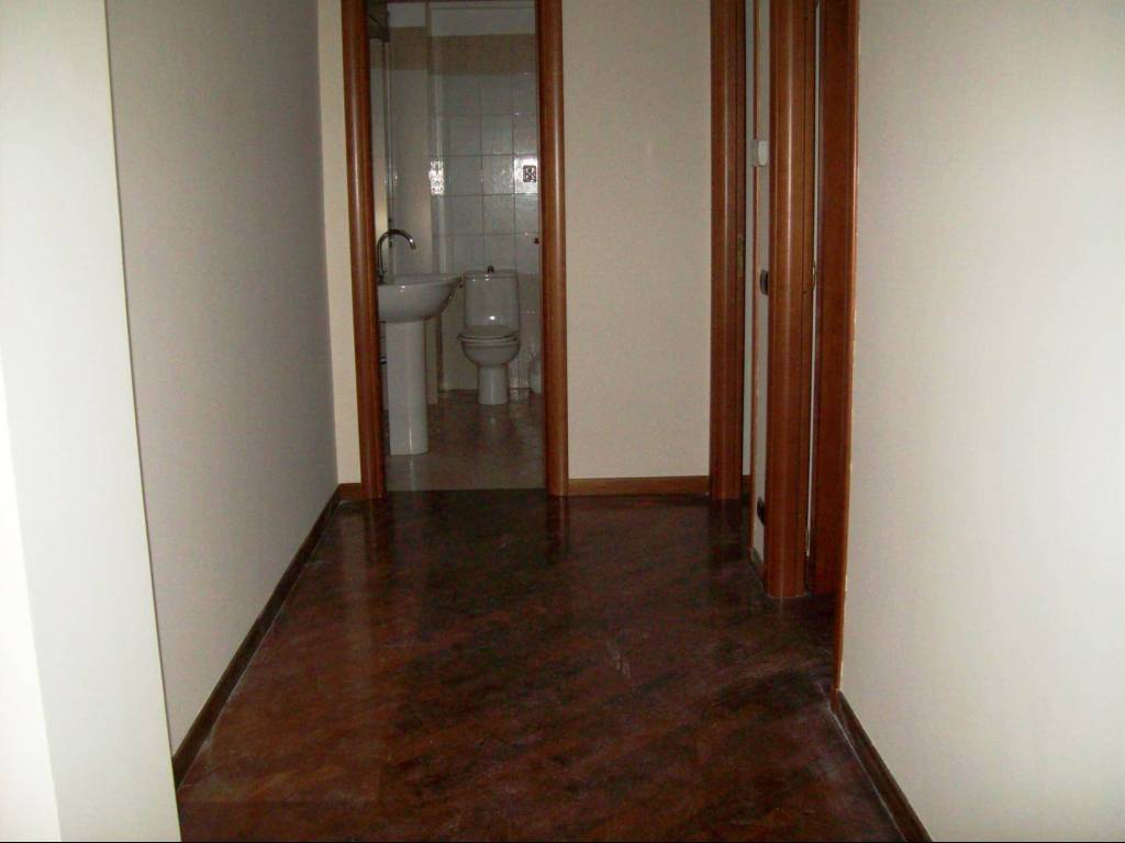 Immobile a Cosenza in Viale Giacomo Mancini - Foto 4