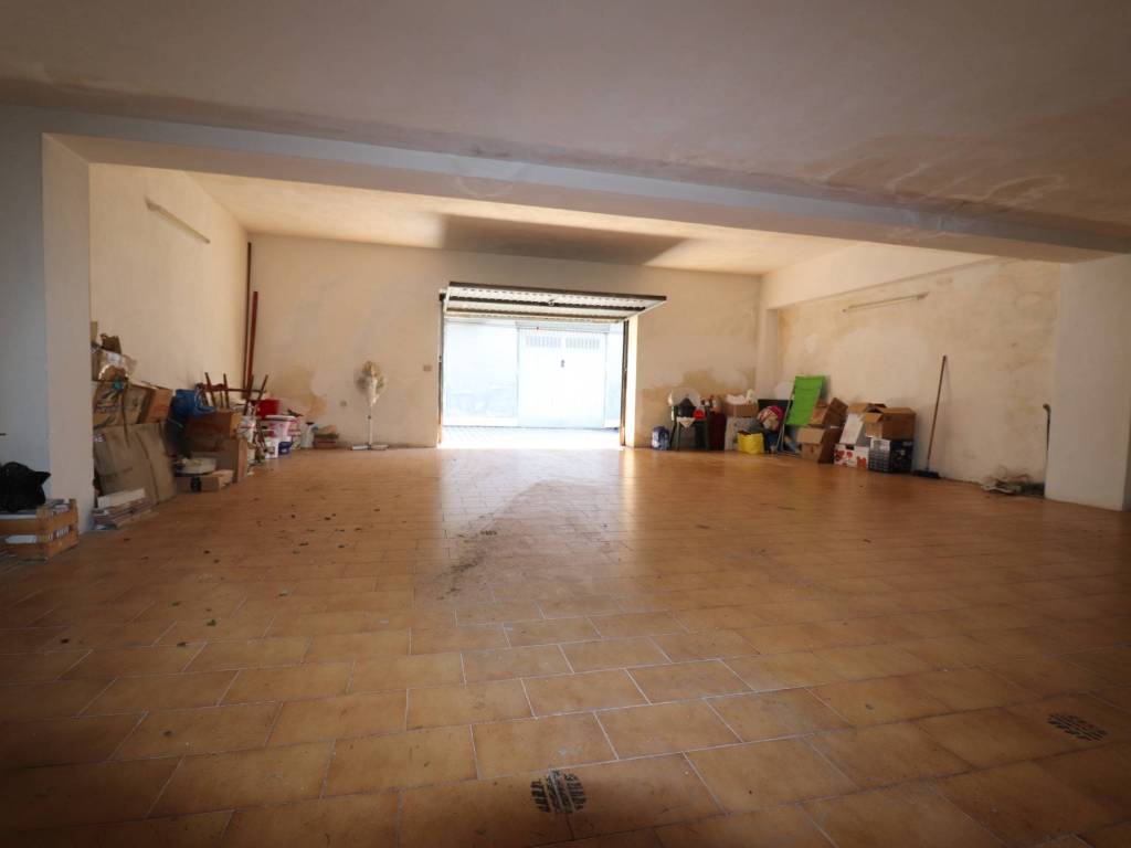 Box / garage a Santa venerina in Via Umberto I - Foto 3