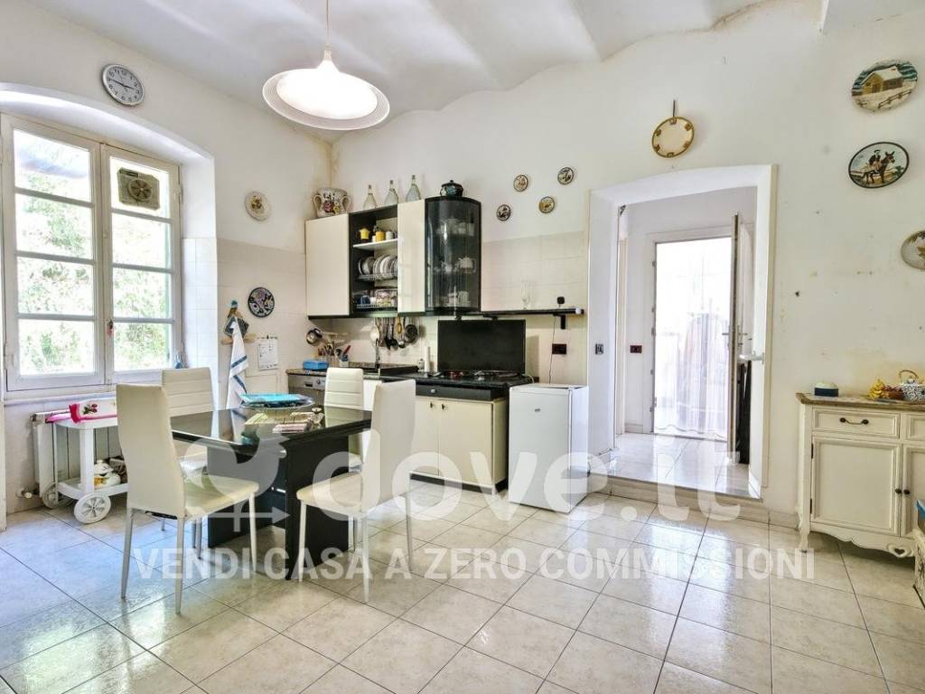 Appartamento a La spezia in Viale San Bartolomeo, 841 - Foto 2