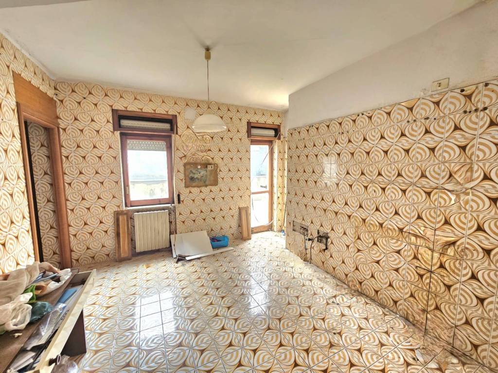 Appartamento a Roccapiemonte in Corso Mario Pagano, 50 - Foto 2