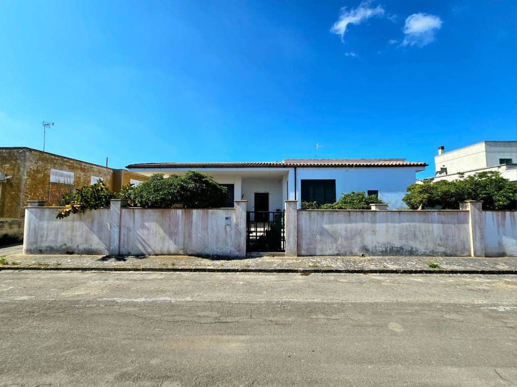 Villa a Alessano in Via Calabria - Foto 3