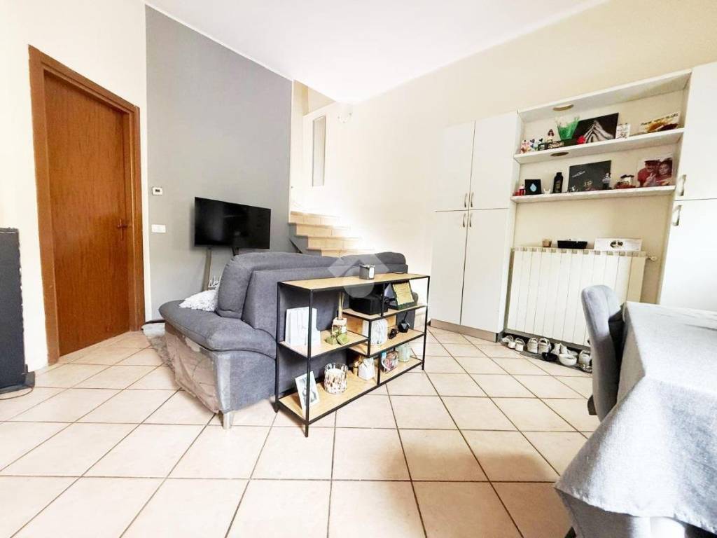 Appartamento a Cislago in Via C. B. Cavour, 190 - Foto 4