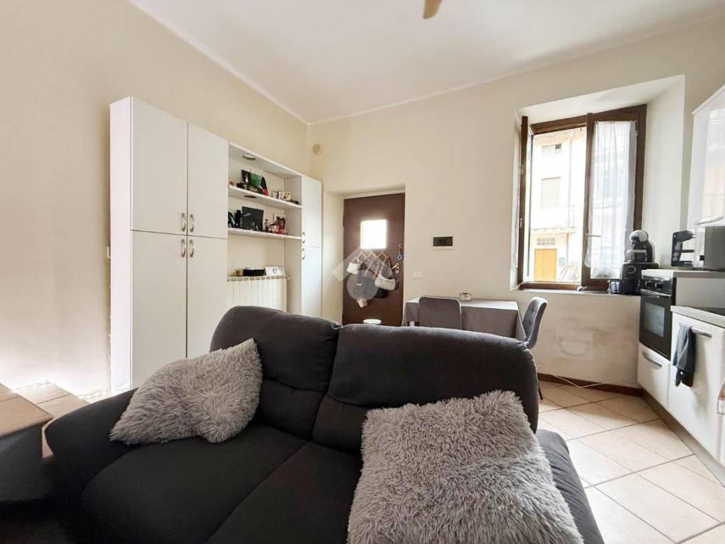 Appartamento a Cislago in Via C. B. Cavour, 190 - Foto 5