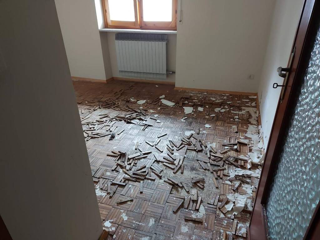 Casa indipendente a Entracque in Corso Francia, N. 9 - Foto 3