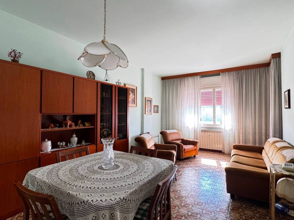 Appartamento a Trieste in Via Valmaura, 33 - Foto 2