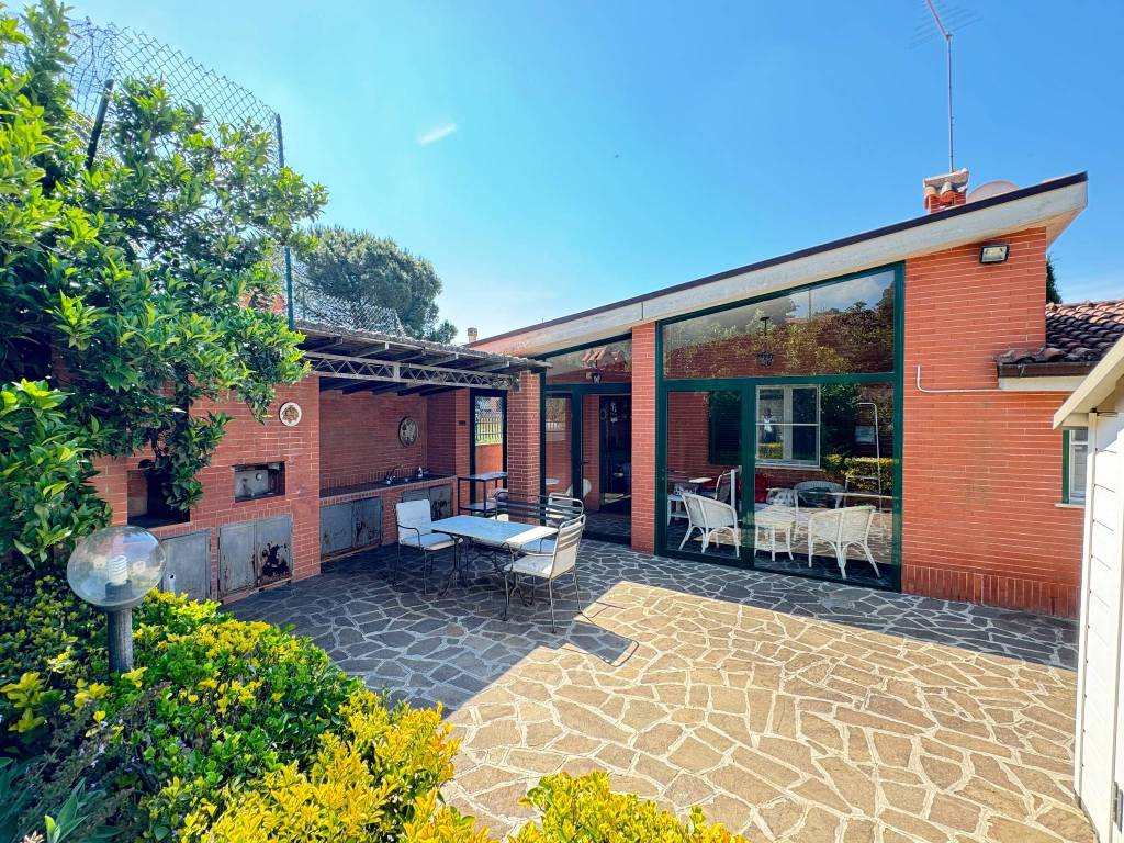 Villa a Lanuvio in Via della Mola Vecchia, 7 - Foto 4