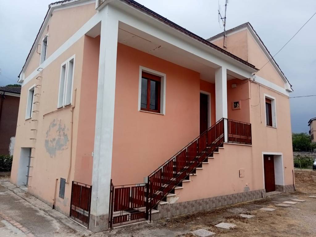 Rustico / casale a Chieti in Via per Popoli - Foto 3