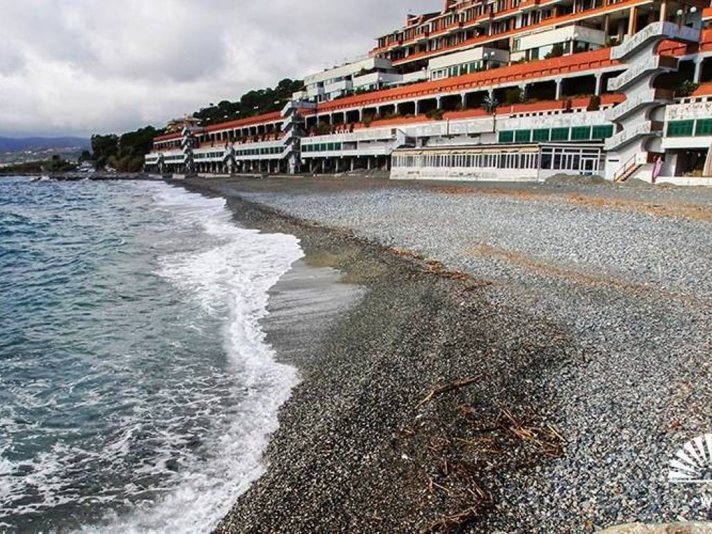 Appartamento a Arenzano in Piazza degli Ulivi, 48 - Foto 2