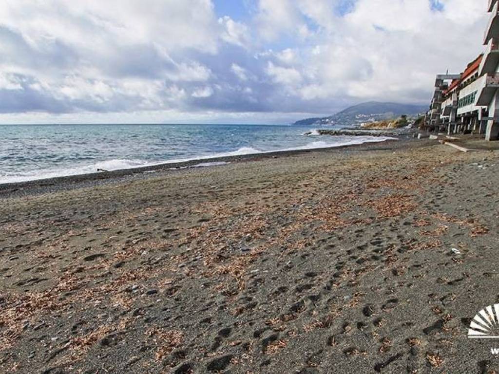 Appartamento a Arenzano in Piazza degli Ulivi, 48 - Foto 3