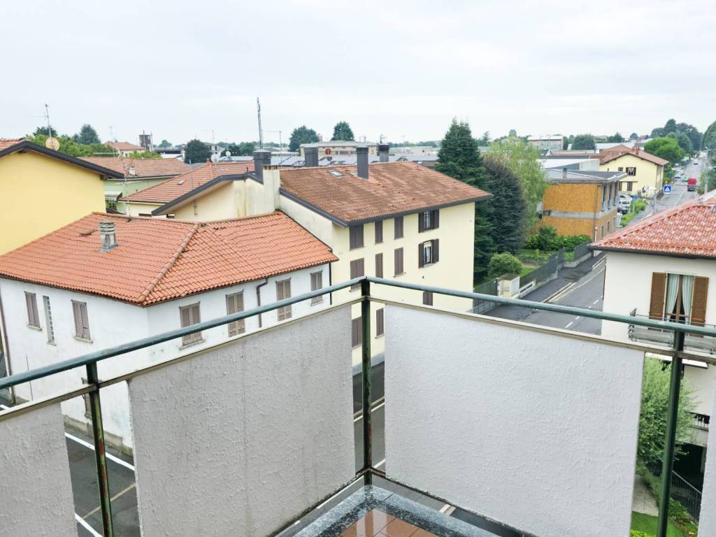 Appartamento a Carugo in Via Luigi Cadorna, 38 - Foto 5