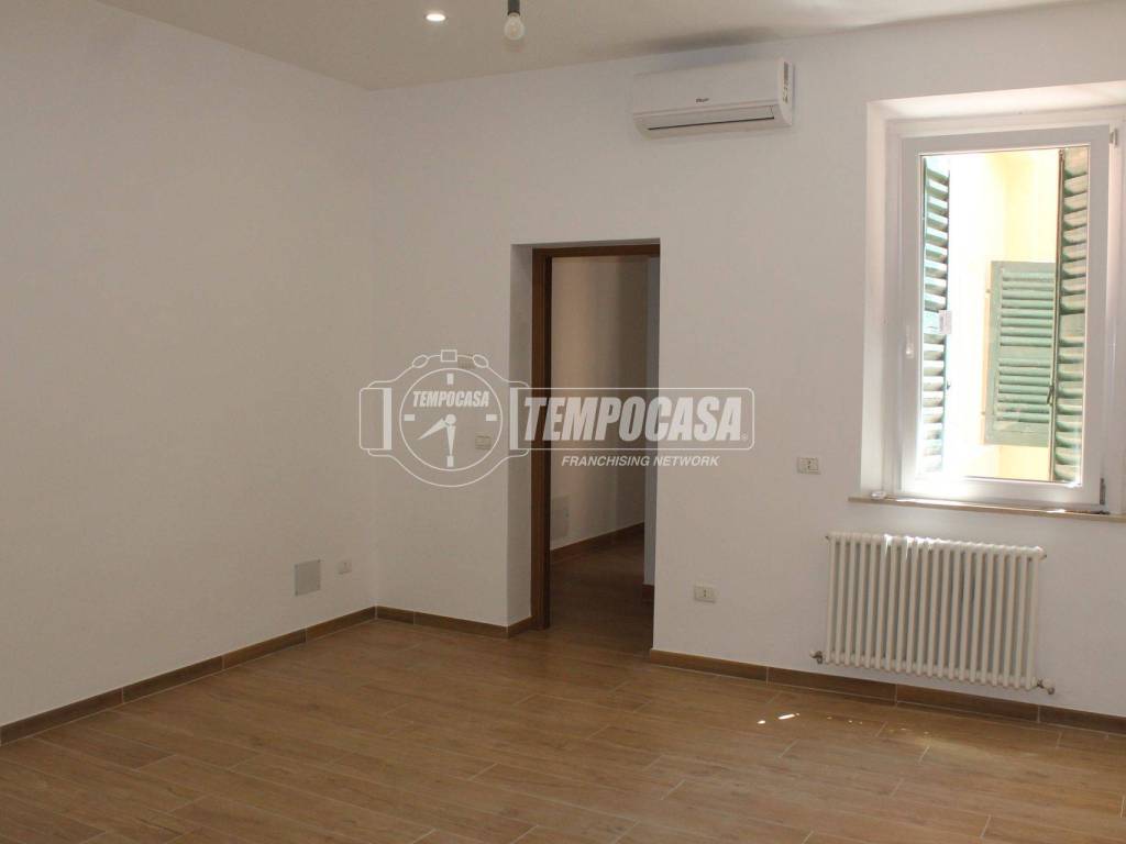 Appartamento a Jesi in Viale della Vittoria - Foto 5