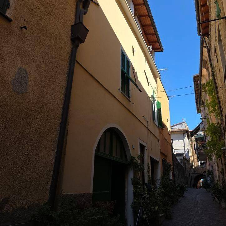 Casa indipendente a Villanova d'albenga in Vico San Rocco, 16 - Foto 2