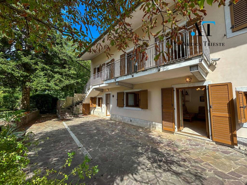Villa a Trieste in Località Trebiciano, 172 - Foto 2